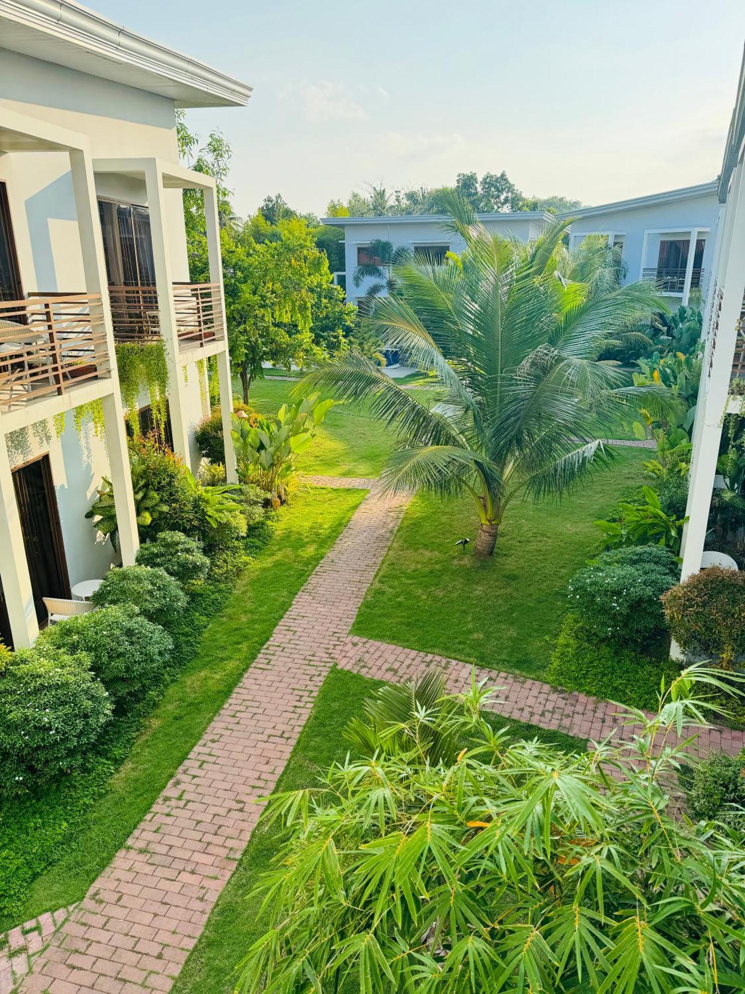 Red Picnic Hostel Panglao-stad Buitenkant foto