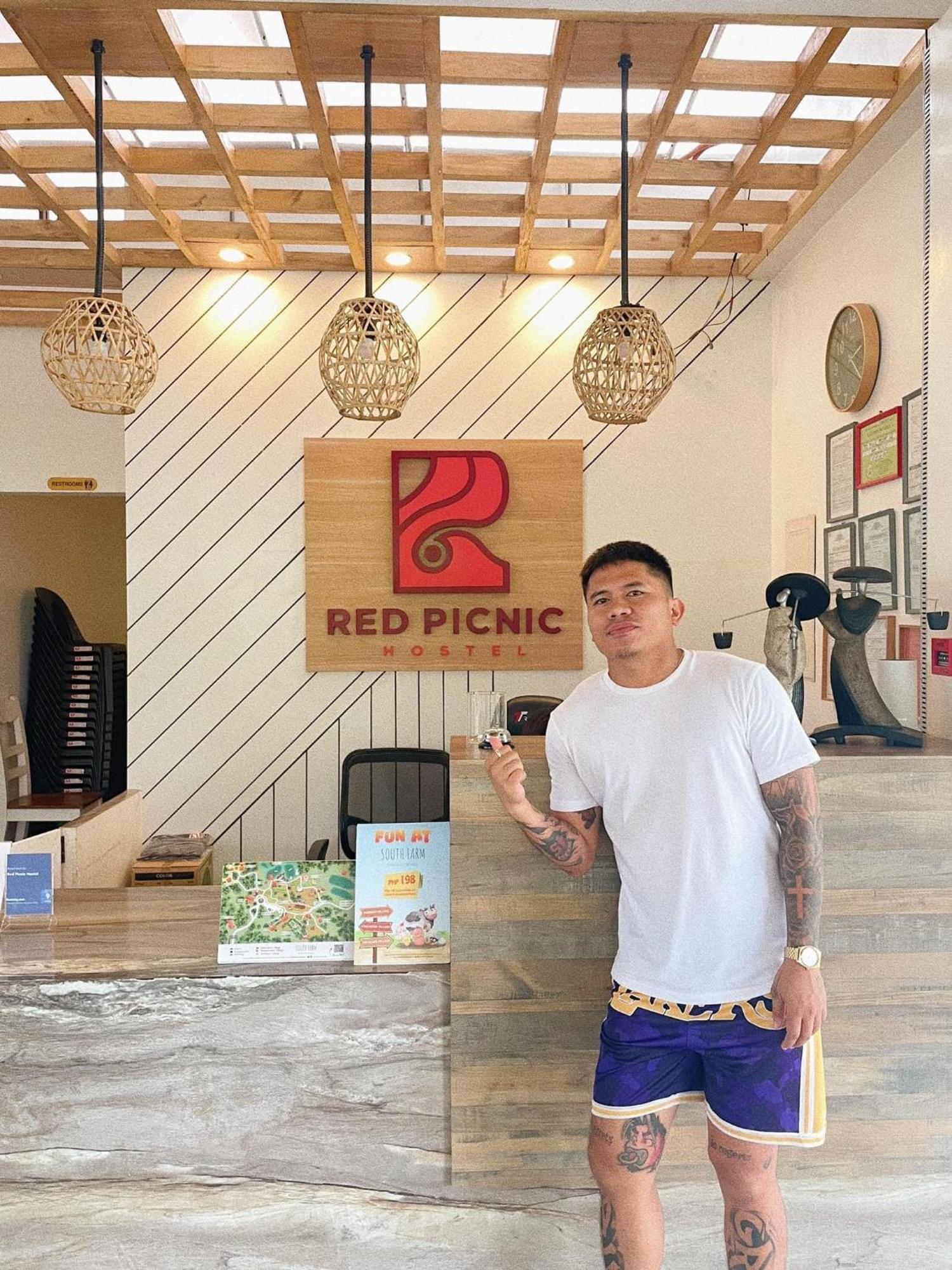 Red Picnic Hostel Panglao-stad Buitenkant foto